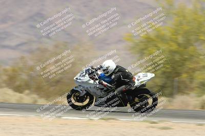 media/Apr-20-2025-CVMA (Sun) [[39090e8767]]/Race 9-Formula LW Twins Shootout/